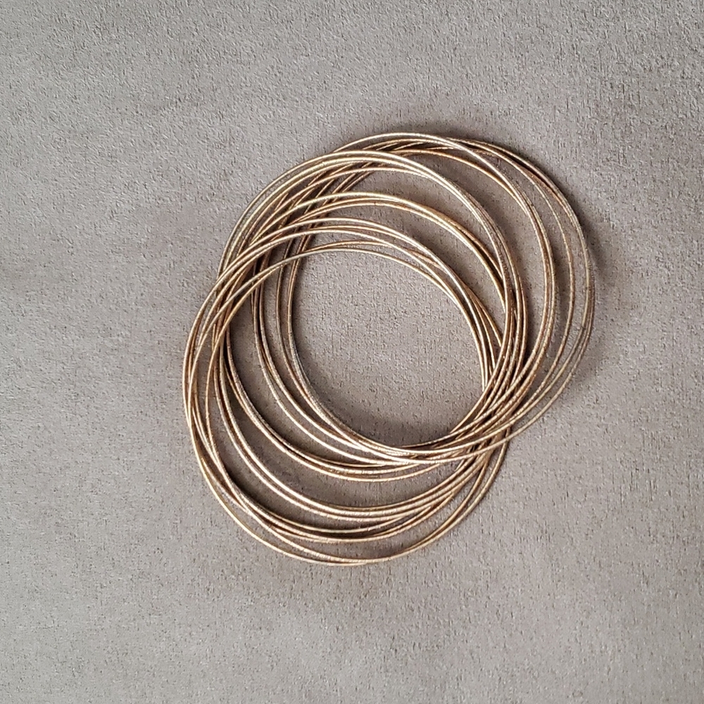Gold bangle bracelets